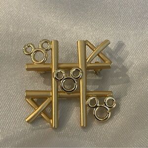 Vintage Disney gold Brooch/Pin unique design signed Disney